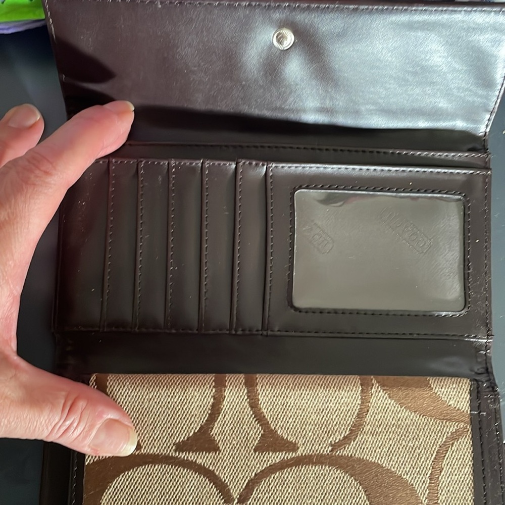Coach Monogram Wallet - Picture 5 of 6
